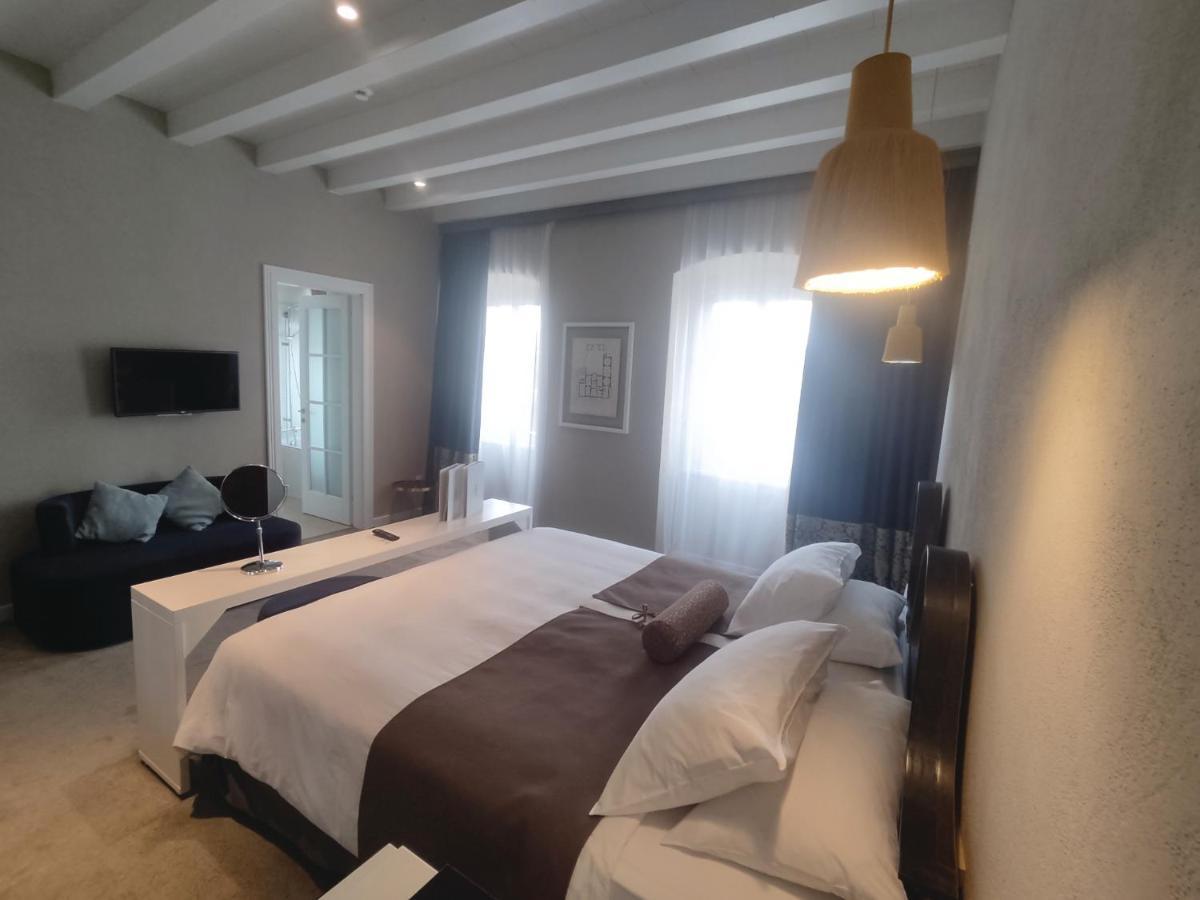 XII Century Heritage Hotel Trogir Eksteriør billede